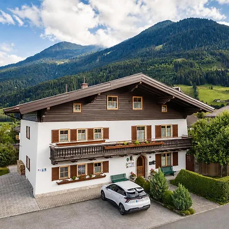 Roeck Iab アパート Neukirchen am Großvenediger